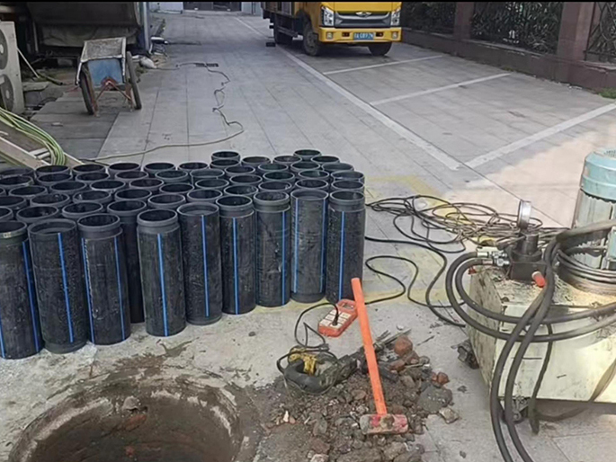 太平PE置换管厂家 DN315置换管 非开挖管短管置换